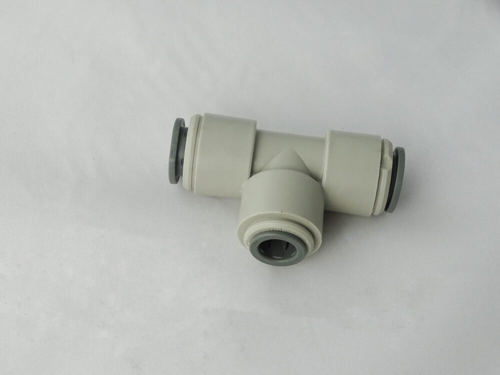 Fitting, Tee, Union, 1/2 x 3/8 x 1/2 "